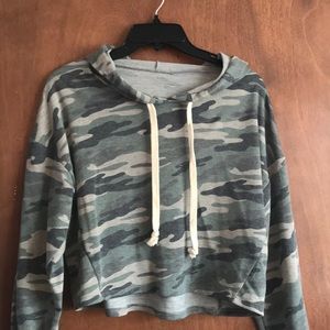 Crop hoodie
